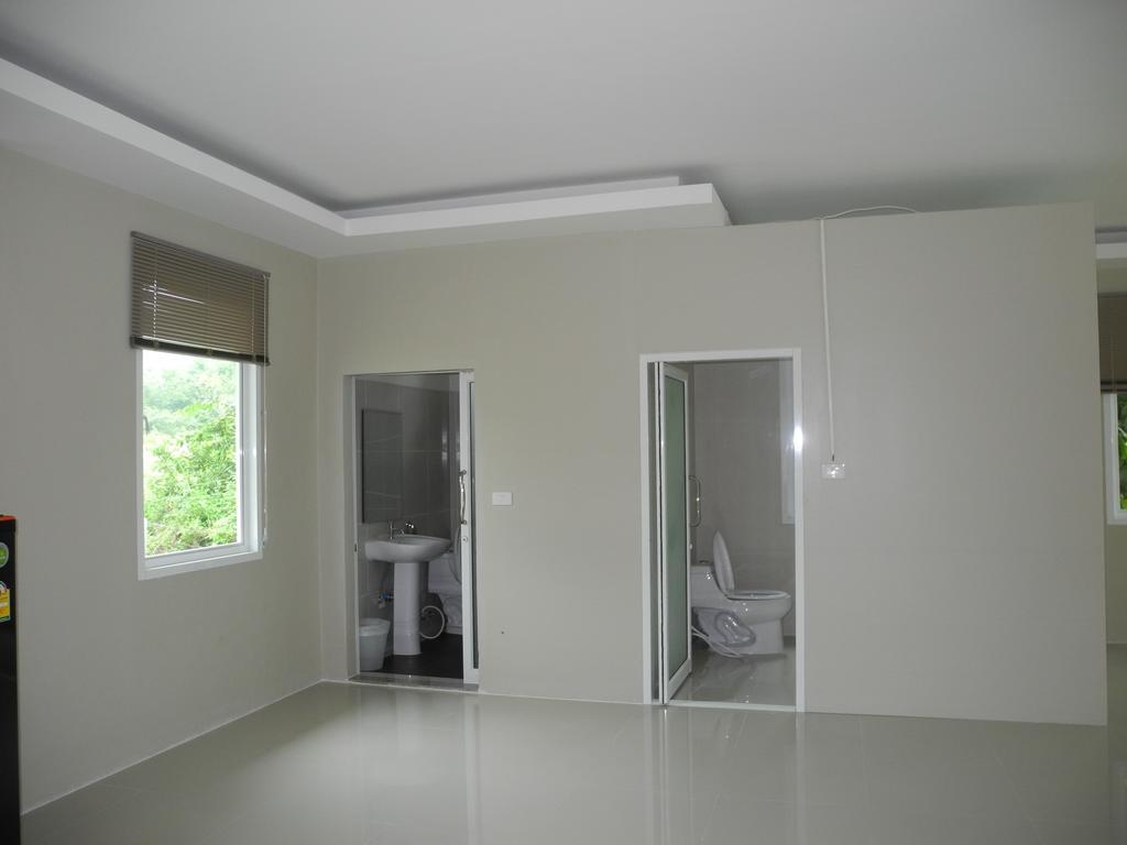 فندق Wind Hills ناخون راتشاسيما الغرفة الصورة